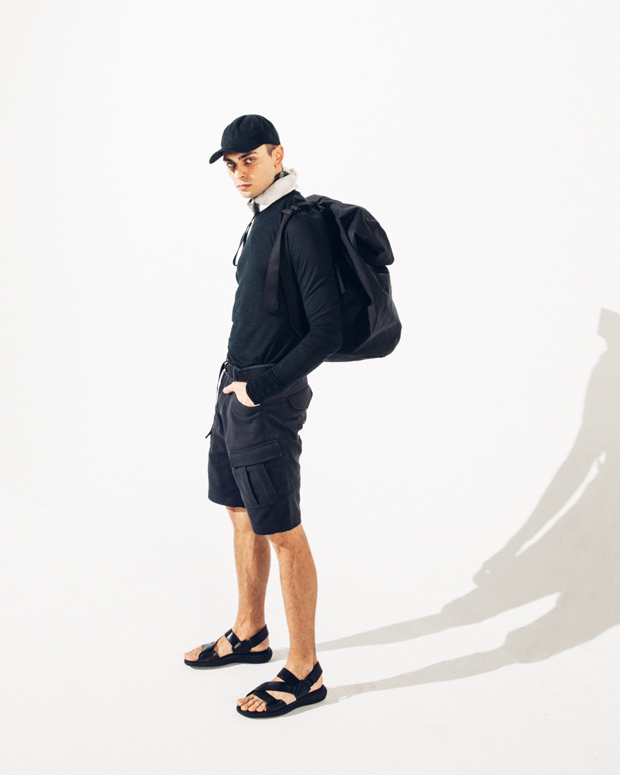 Outlier - Experiment 170 - 320 Cargo Shorts (story, kirill side)