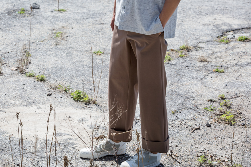 Outlier - 60/30 Baggies (story, earth taupe close)