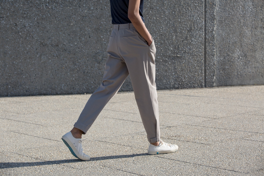Outlier - 60/30 de Campos (story, taupe tan, walking)