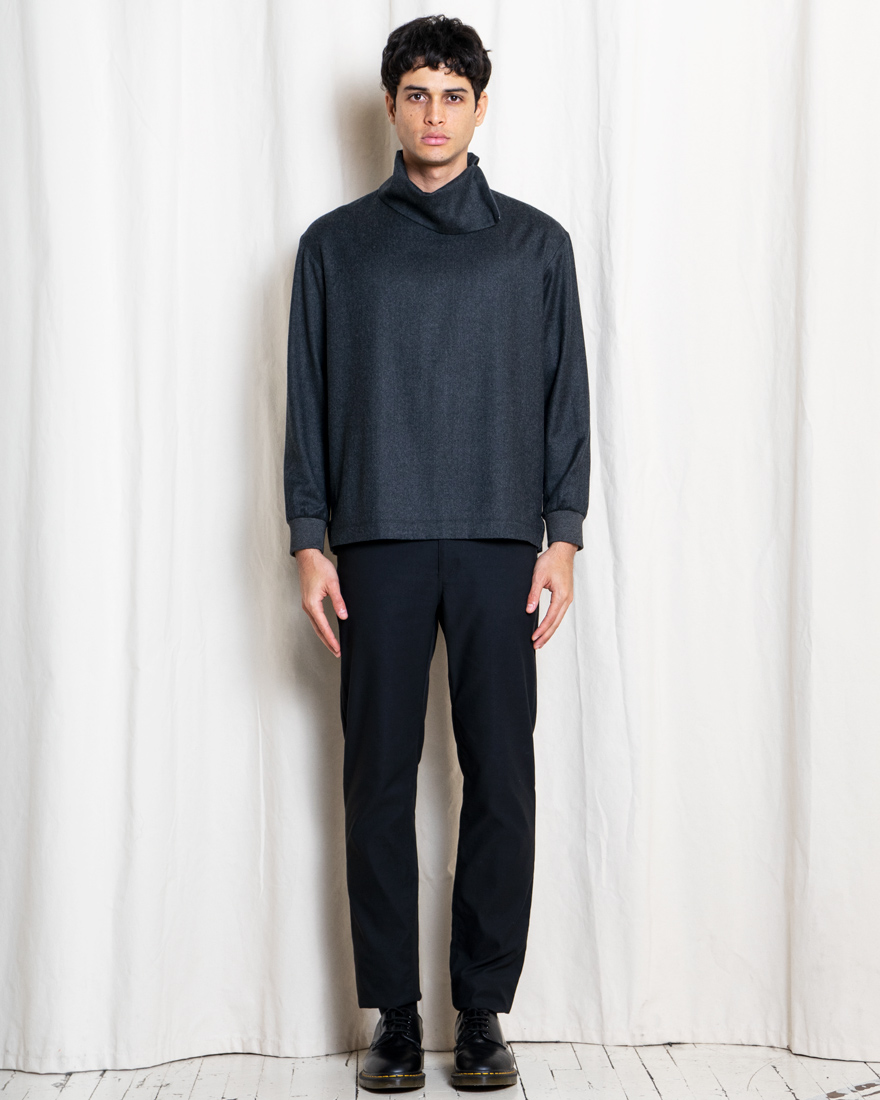 Outlier - Experiment 127 - Daydream Zipneck (fit, front)