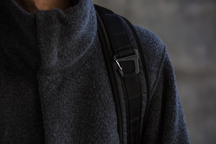Outlier - Double Action Strap (Shoulder Pad, Story)