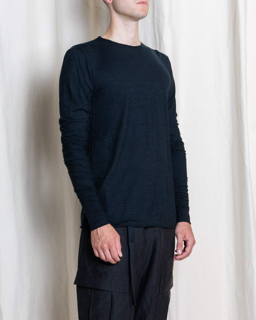 Outlier - Dreamweight Raw Cut Longsleeve (fit, angled)