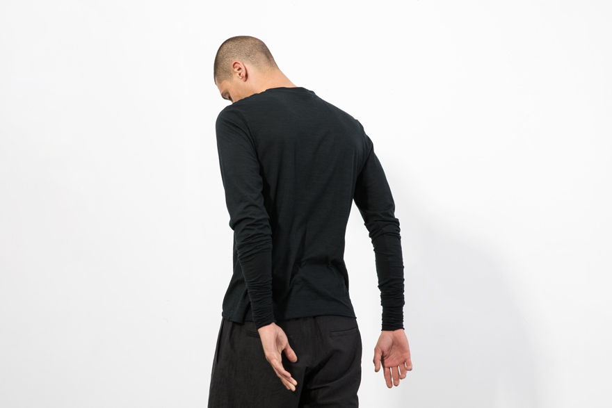 Outlier - Experiment 021 - Unfinished Longsleeve (story, arms back)