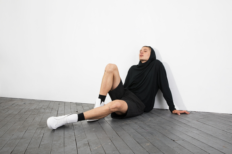 Outlier - Experiment 022 - Dreamweight Hoodie (story, pon di floor)