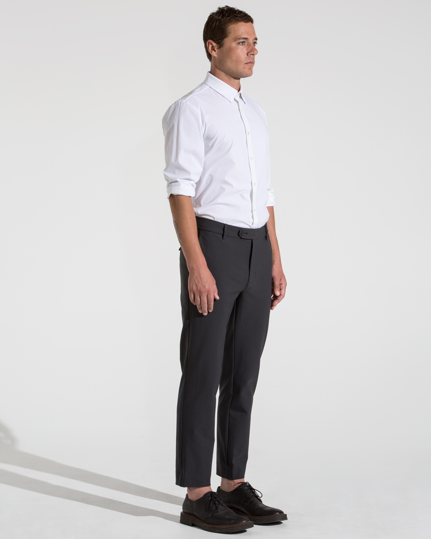 Outlier - Freecotton Button-Up (fit, front, sleeves rolled)