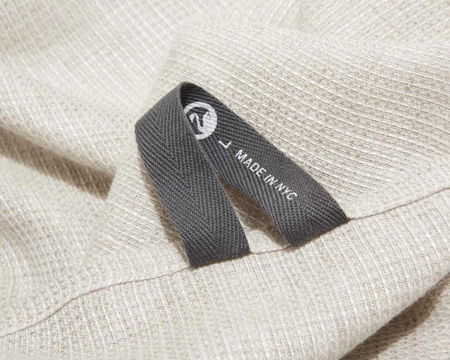 Outlier - Grid Linen Towel (Lithuania, Story)