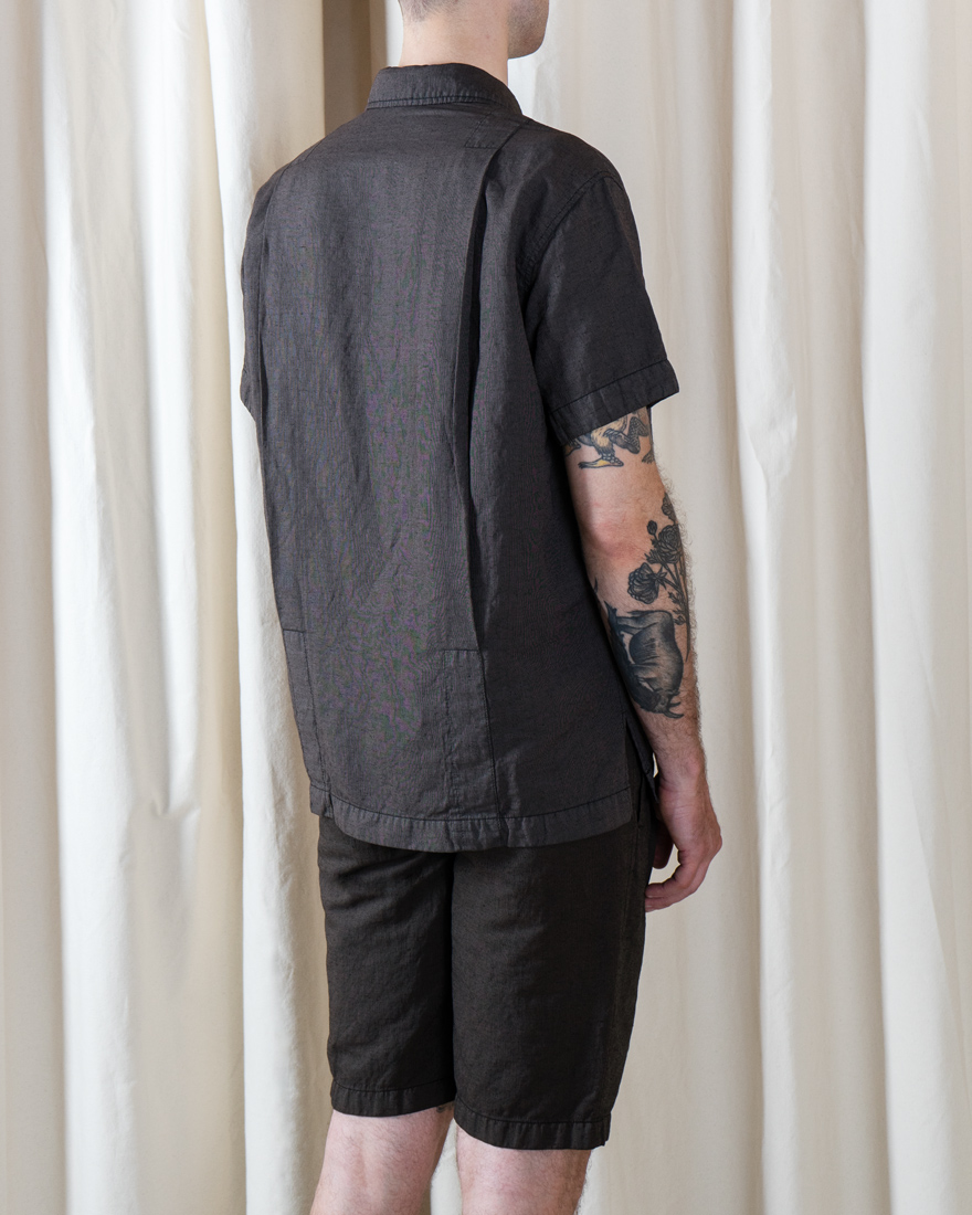 Outlier - Experiment 079 - Injected Linen Shortsleeve Popover (fit, back)
