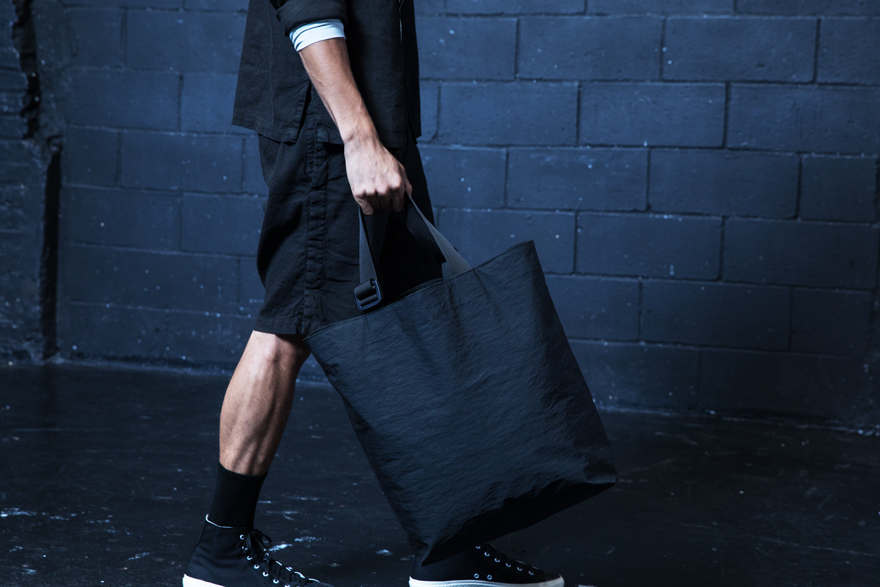 Outlier - Experiment 033 - Paper Nylon Tote (story, hand carry, linoco)