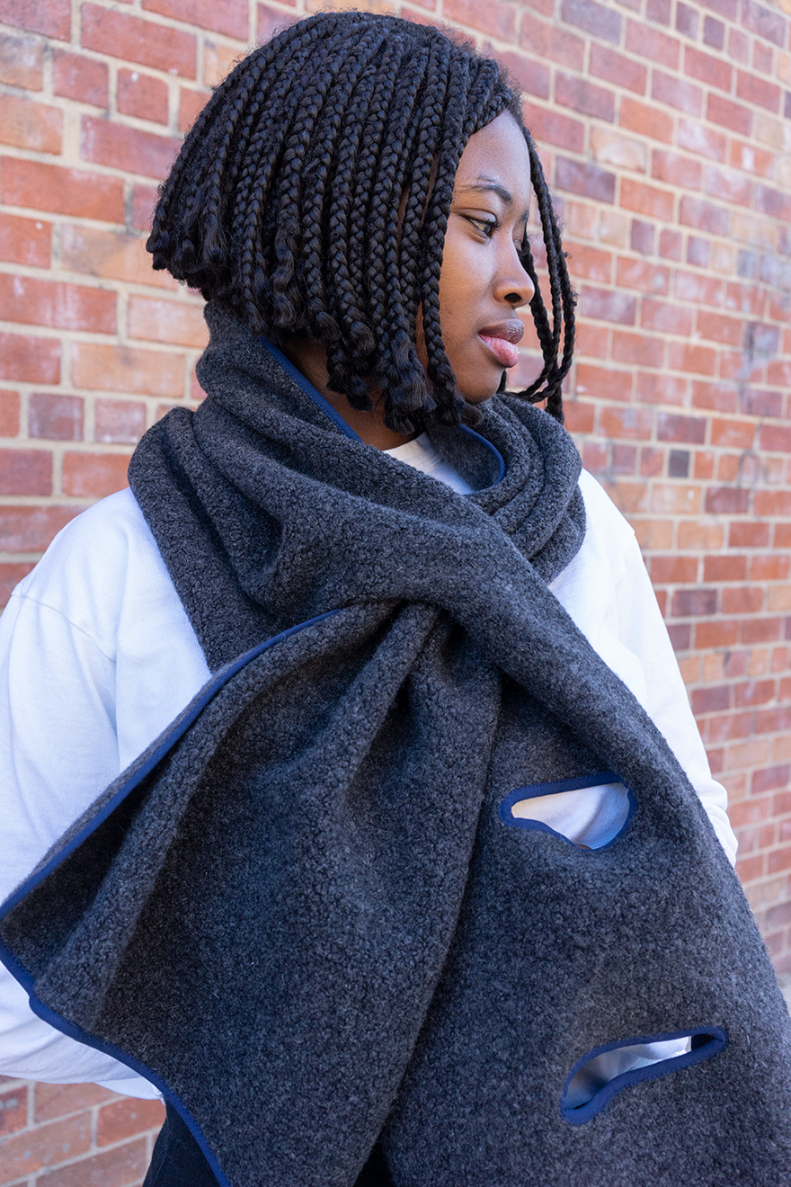 Outlier - Passion 002 - Strongwool Ladder Scarf (Fit, Mariama, Detail)