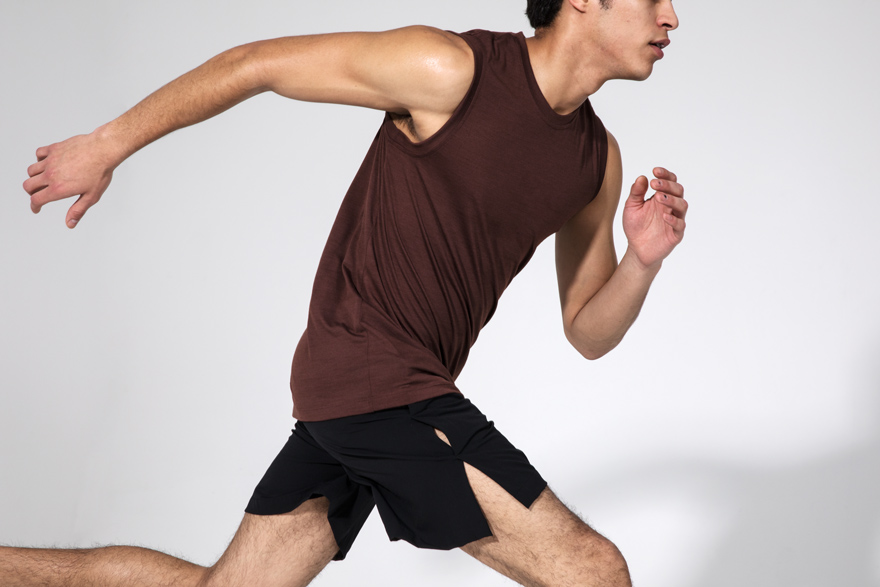 Outlier - Runweight Merino Sleeveless Shirt (story, running studio)