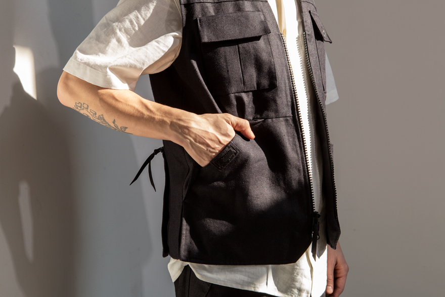 Outlier - Experiment 173 - Stronglinen Carry Vest (fit, pocket close)