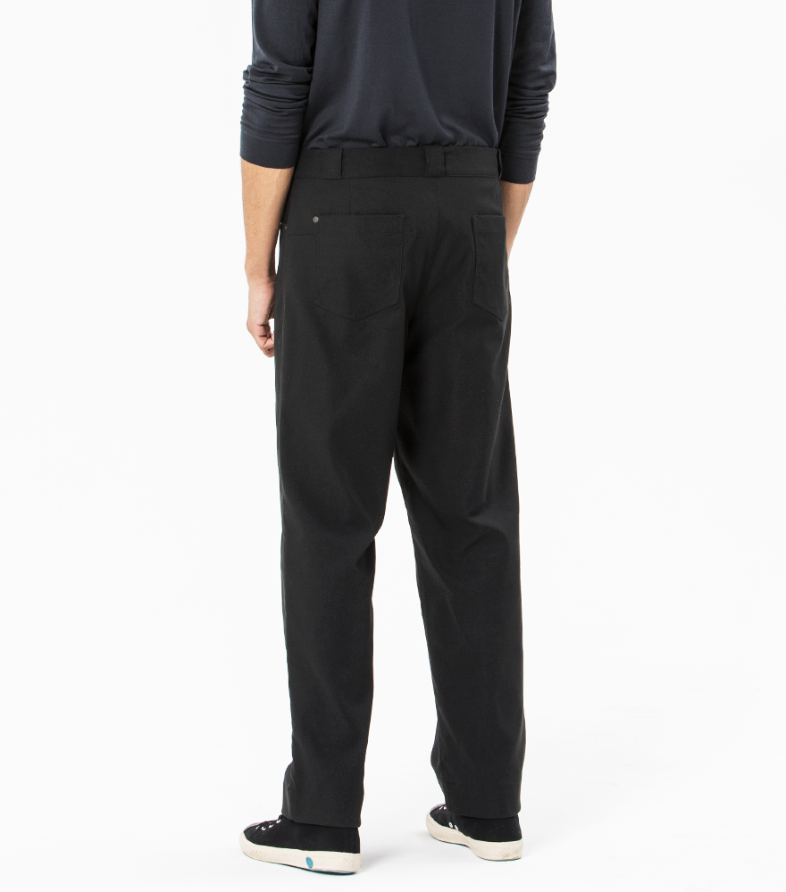 Outlier - Experiment 048 - Strongtwill Looseworks (fit back)