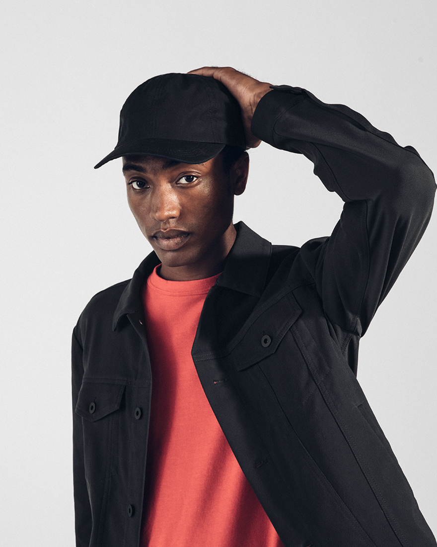 Outlier - Supermarine Cap (story, touching head)