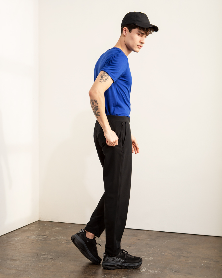 Outlier - Experiment 164 - Ultra Ultra Easy Pants (fit, side)