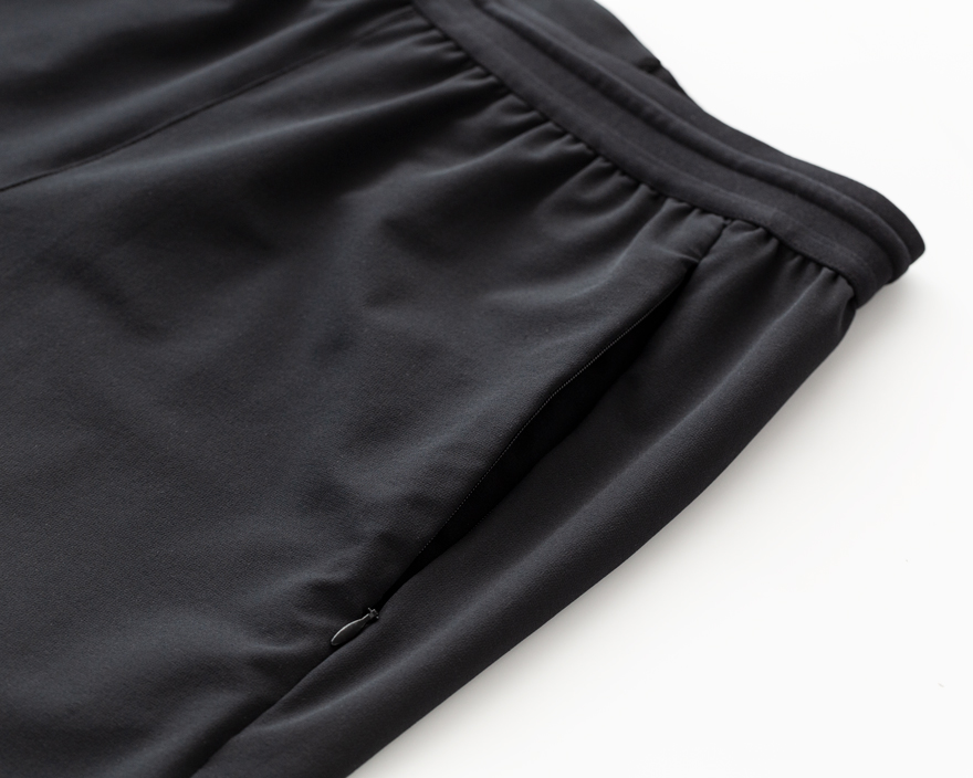 Outlier - Ultra Ultra Easy Shorts (flat, zip pocket)