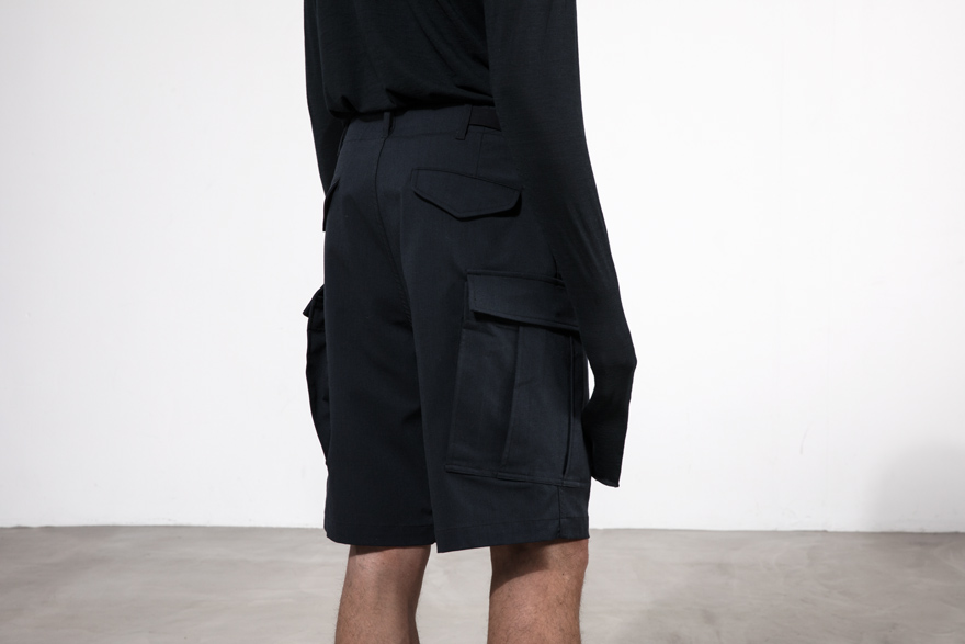 Outlier - Wool 6,6 Cargo Shorts (story, back details)